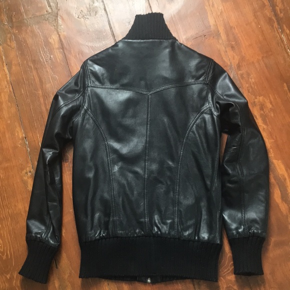 Leather jacket - Picture 3 of 3